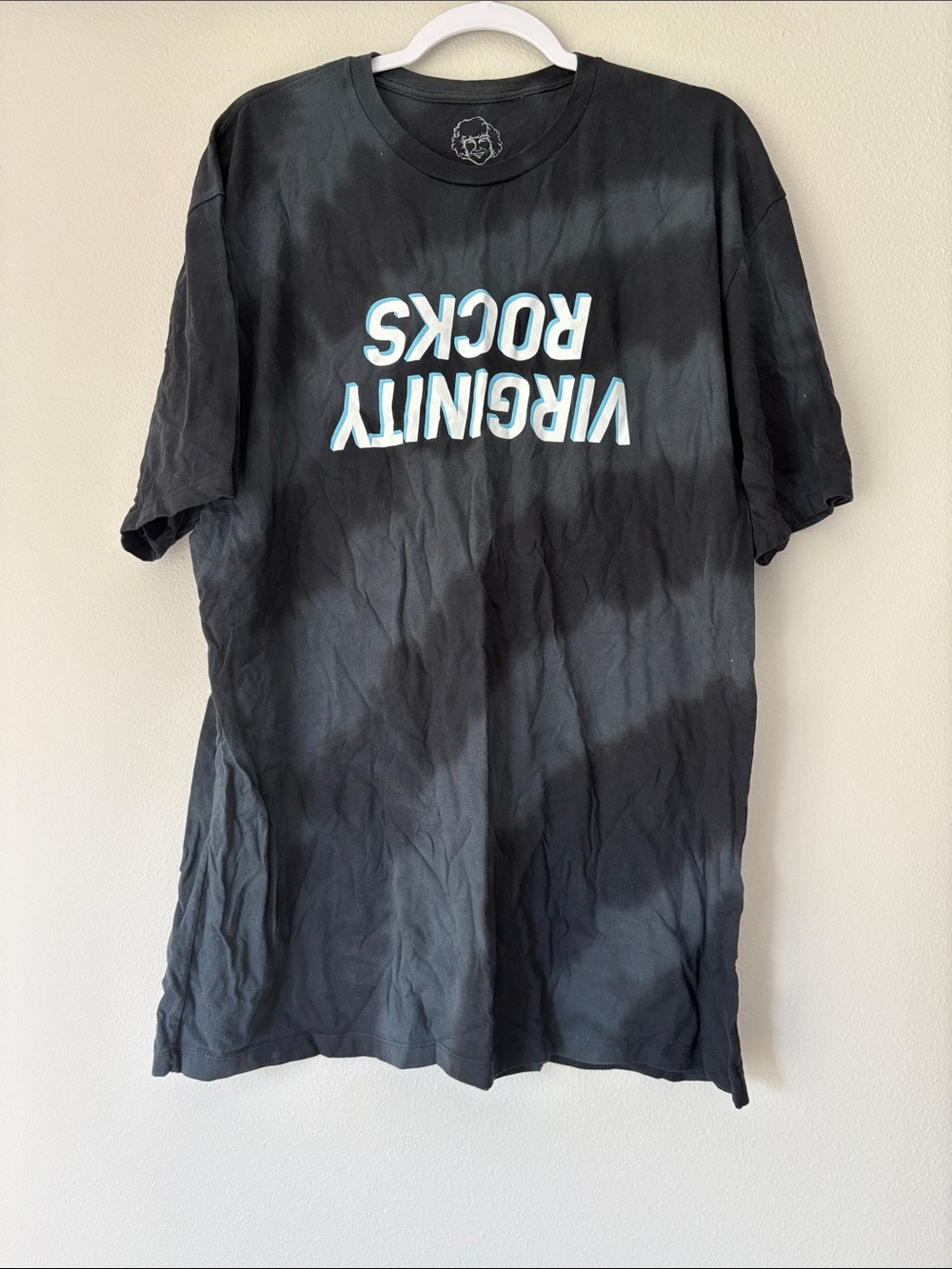 Black 'Virginity Rocks' Graphic Tee - Unbranded